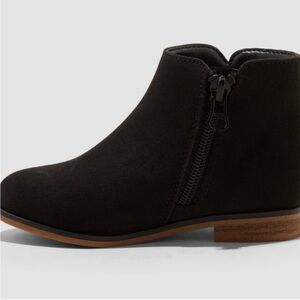 Cat & Jack Black Suede Penelope Zipper Boots